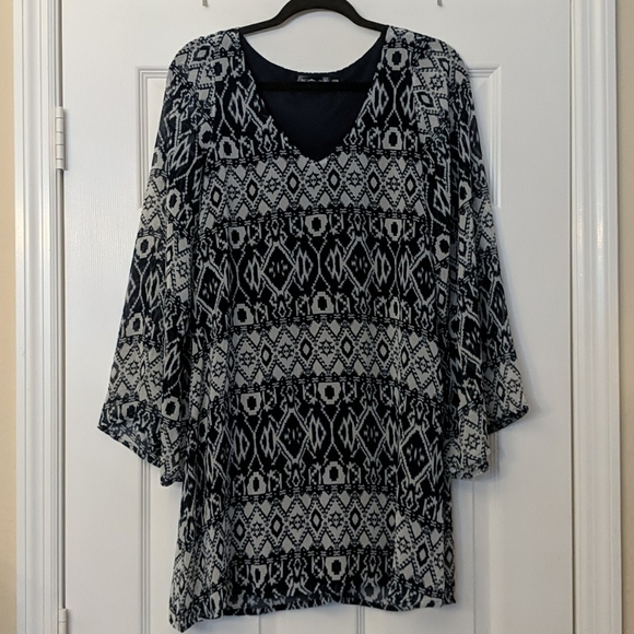 Midnight Doll Dresses & Skirts - MIDNIGHT DOLL Flowy Cutout Back Dress